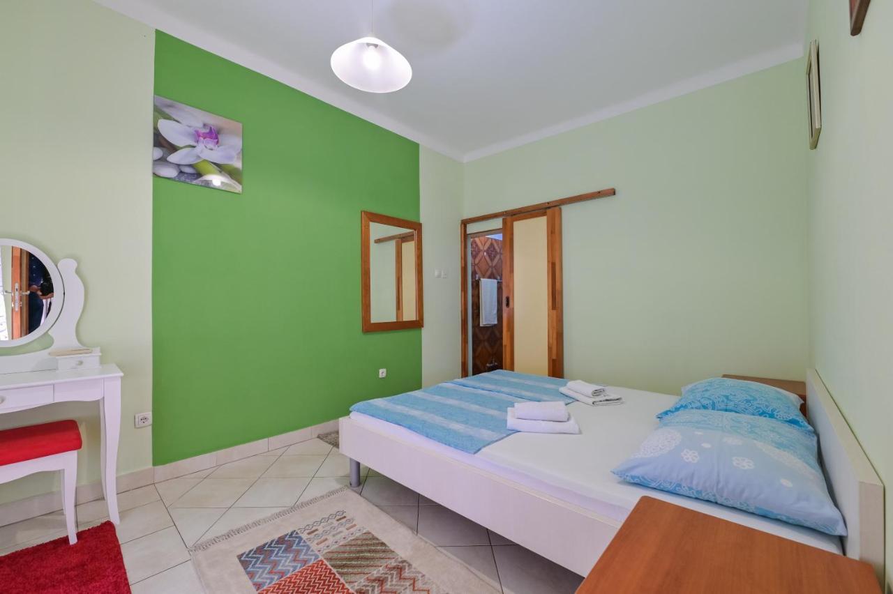 Apartments Smoky Novalja Luaran gambar